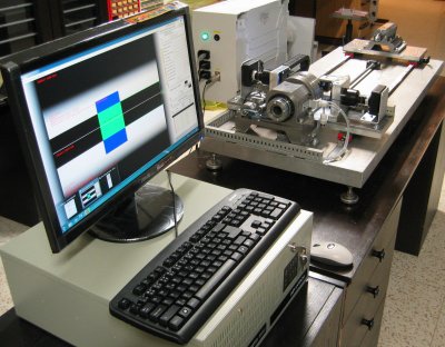 Prvn zkuebn prototyp micho stroje postaven za elem ovovn princip a testovn